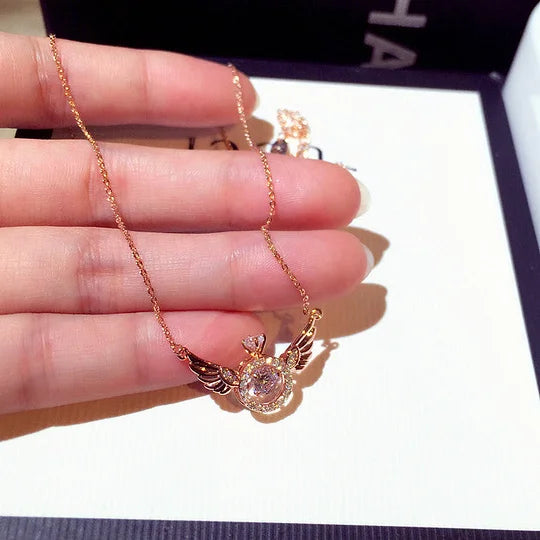Charlotte - Necklace Wings