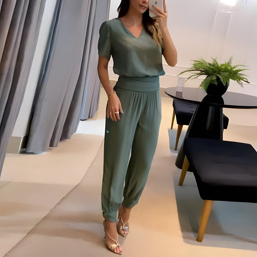Alexandra - Trendy Blouse and Pants Set