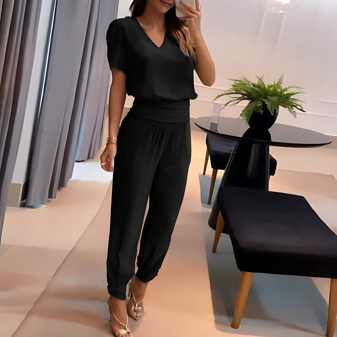 Alexandra - Trendy Blouse and Pants Set