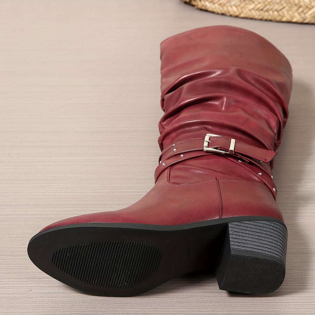 Ragnhild | Women’s ankle boots in a slouch style with buckle straps