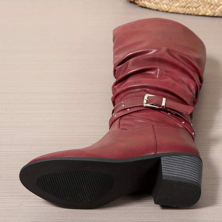 Ragnhild | Women’s ankle boots in a slouch style with buckle straps