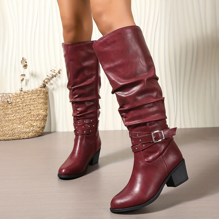 Ragnhild | Women’s ankle boots in a slouch style with buckle straps
