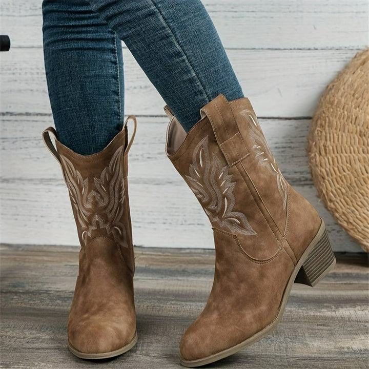 Women’s western boots for wide calves with an embroidered shaft