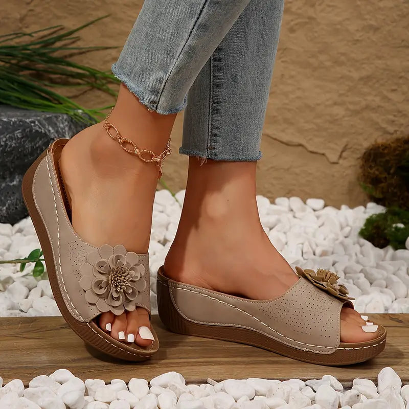 Belle™ - Orthopedic Sandals with Floral Pattern