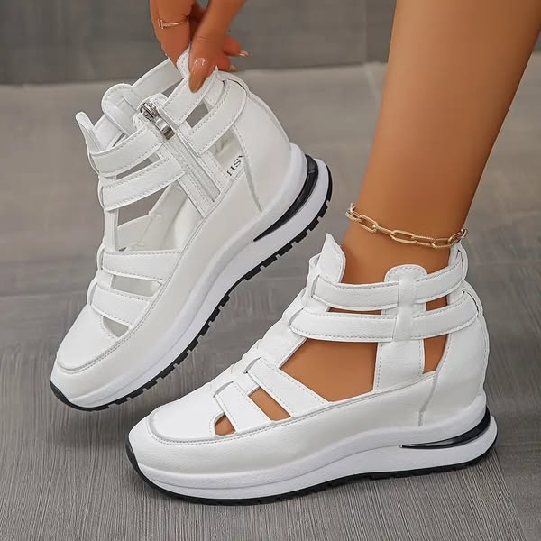 Light wedge sandals with side zip for ultimate comfort