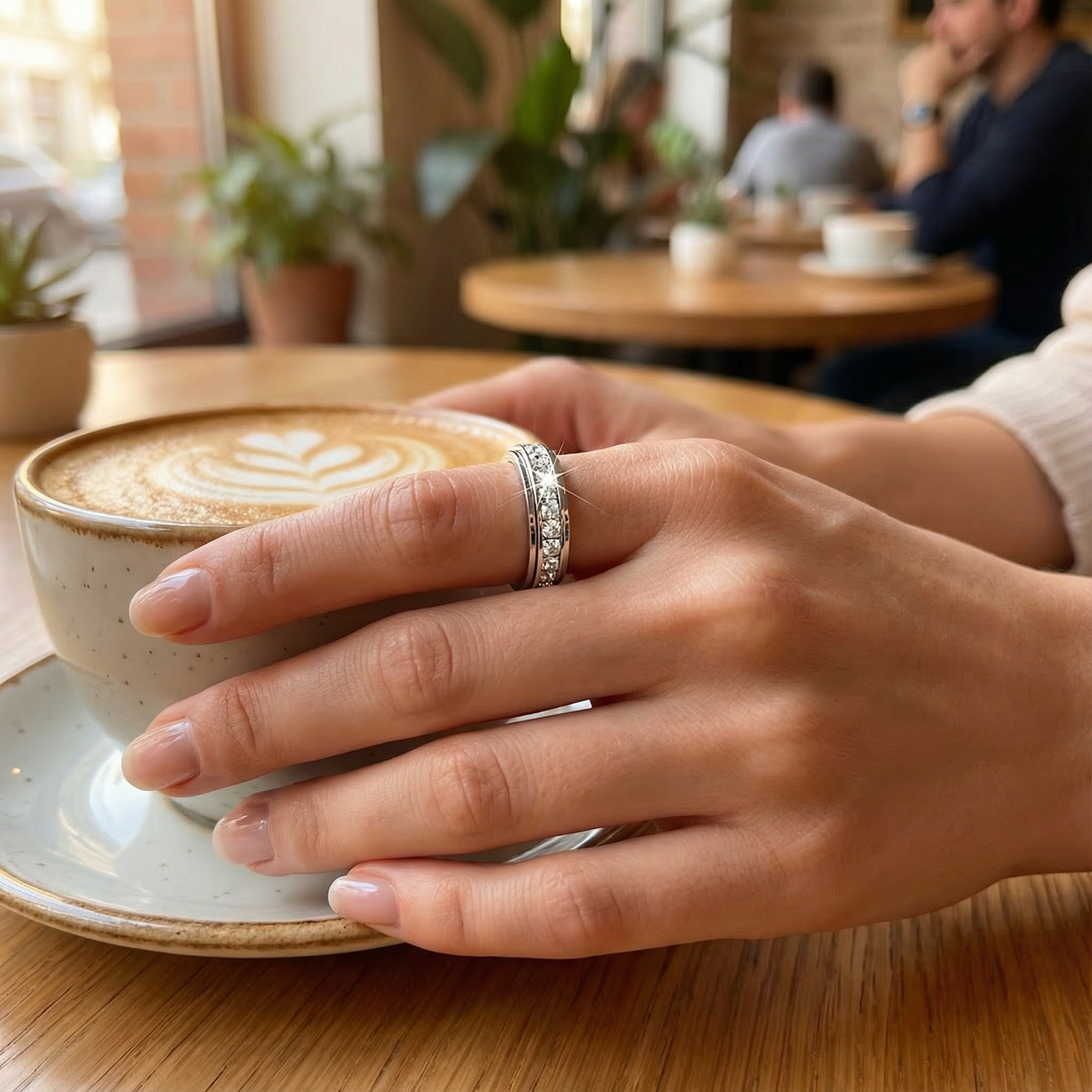 Serenova™ Stress-Relief Spinner Ring