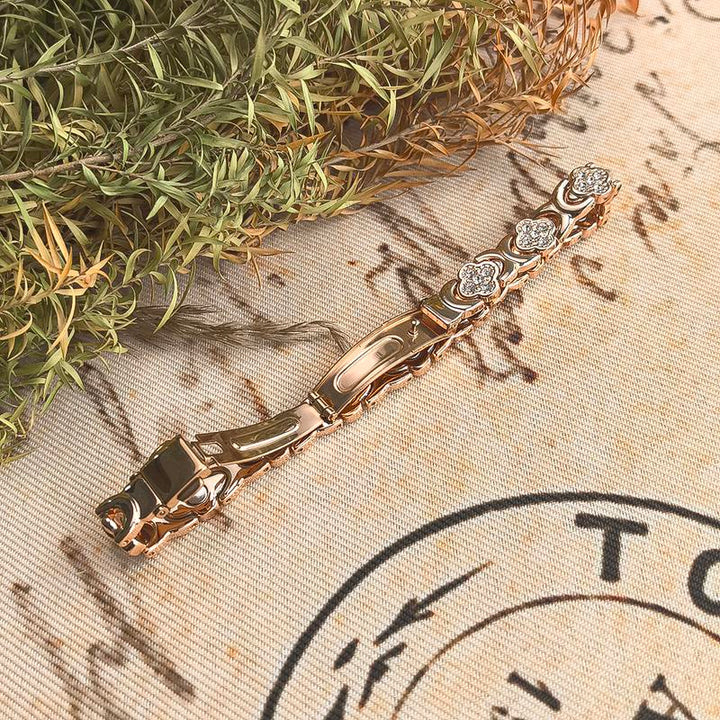 Aurelia™ – Elegant Magnetic Copper Bracelet