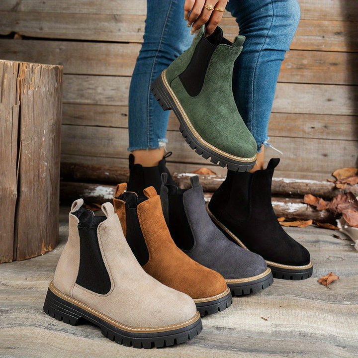 Mehetabel | Women's Chelsea ankle boots with lug soles