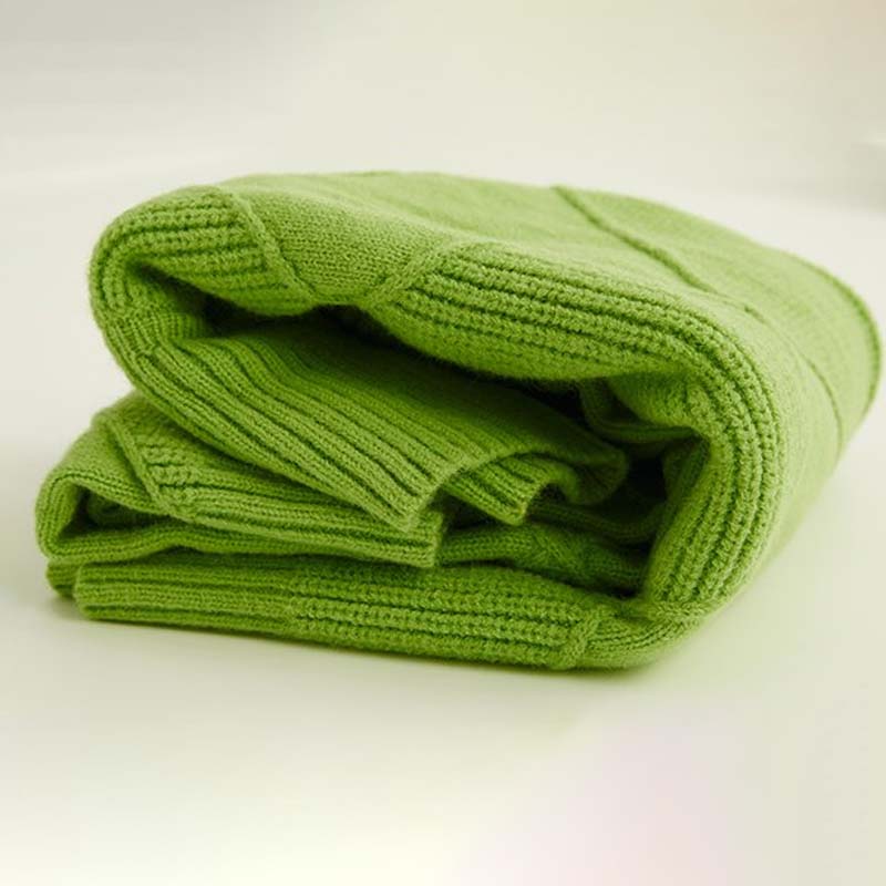 Charlotte - Chic High-Neck Sweater