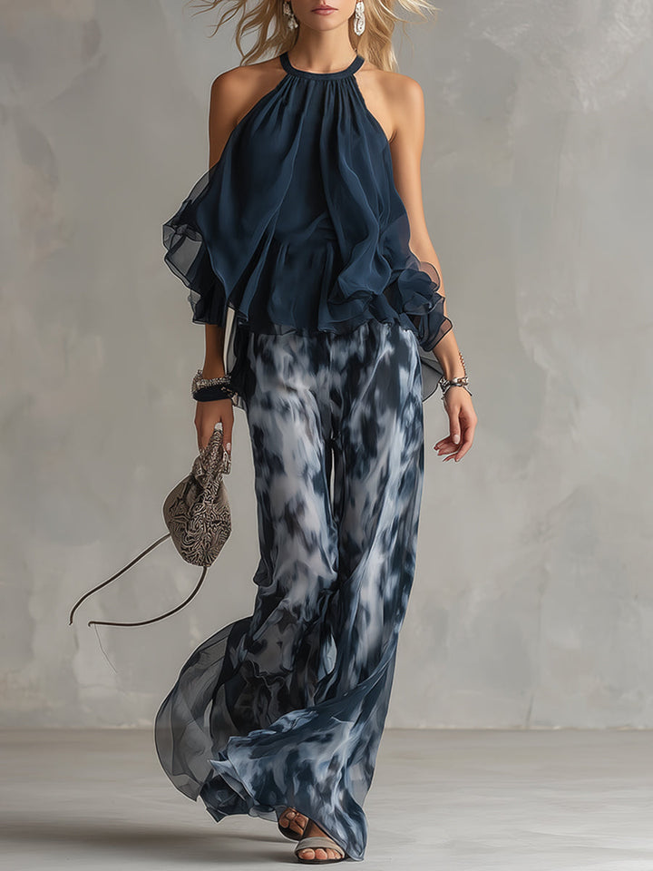 Ludovica – Chic ensemble with high-neck blouse shirt and flowing printed trousers