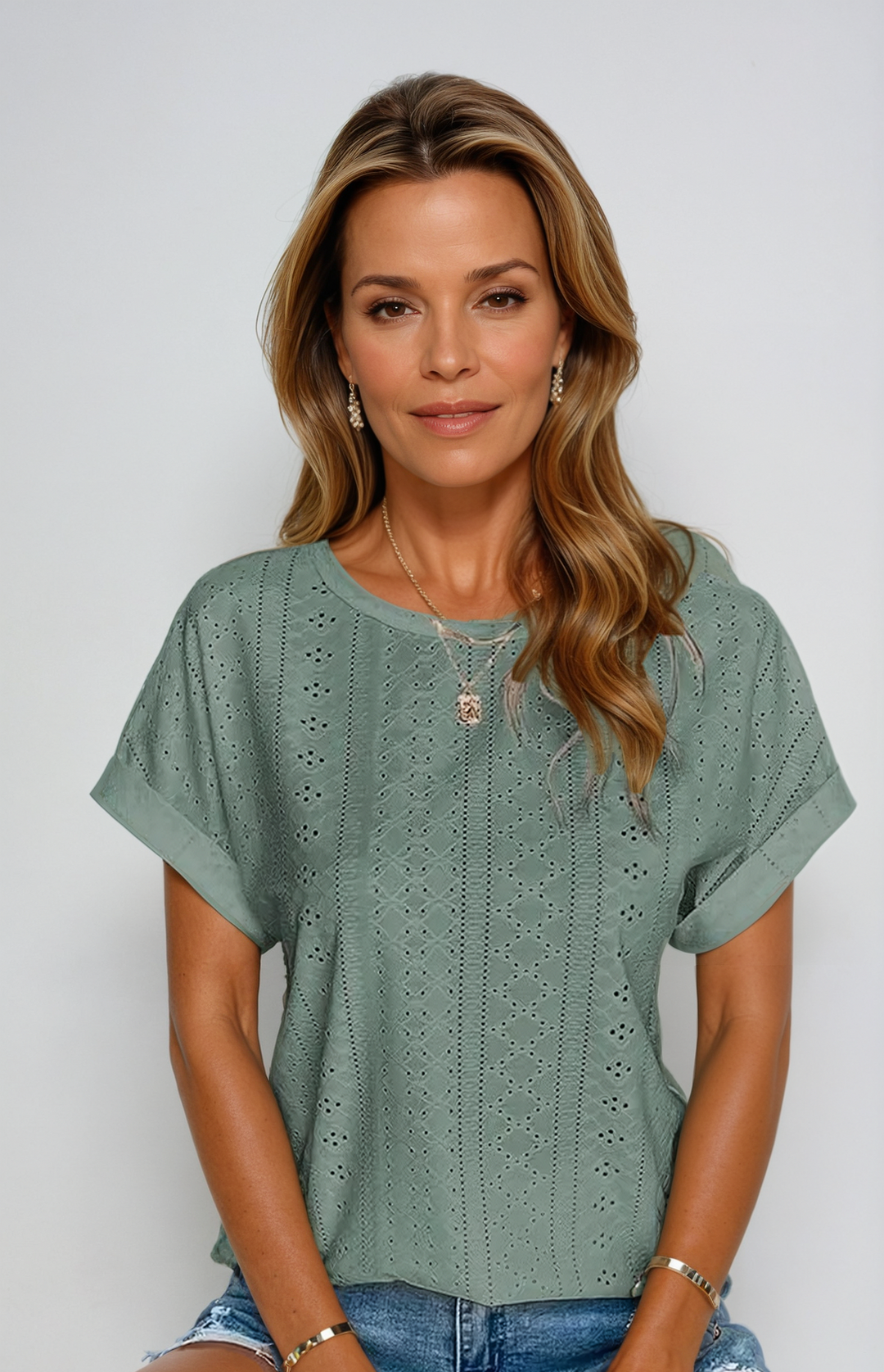 Riza™ - Casual Cutout Top