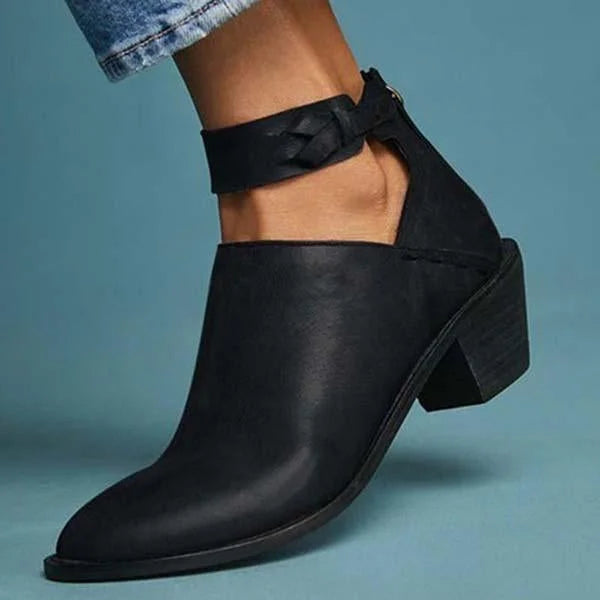Livia™ | Comfortable leather sandal with heel