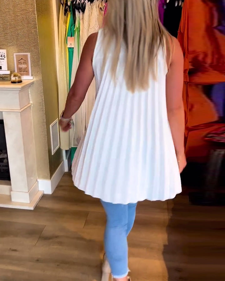 Alana™ - Timeless Ruffle-Free Top