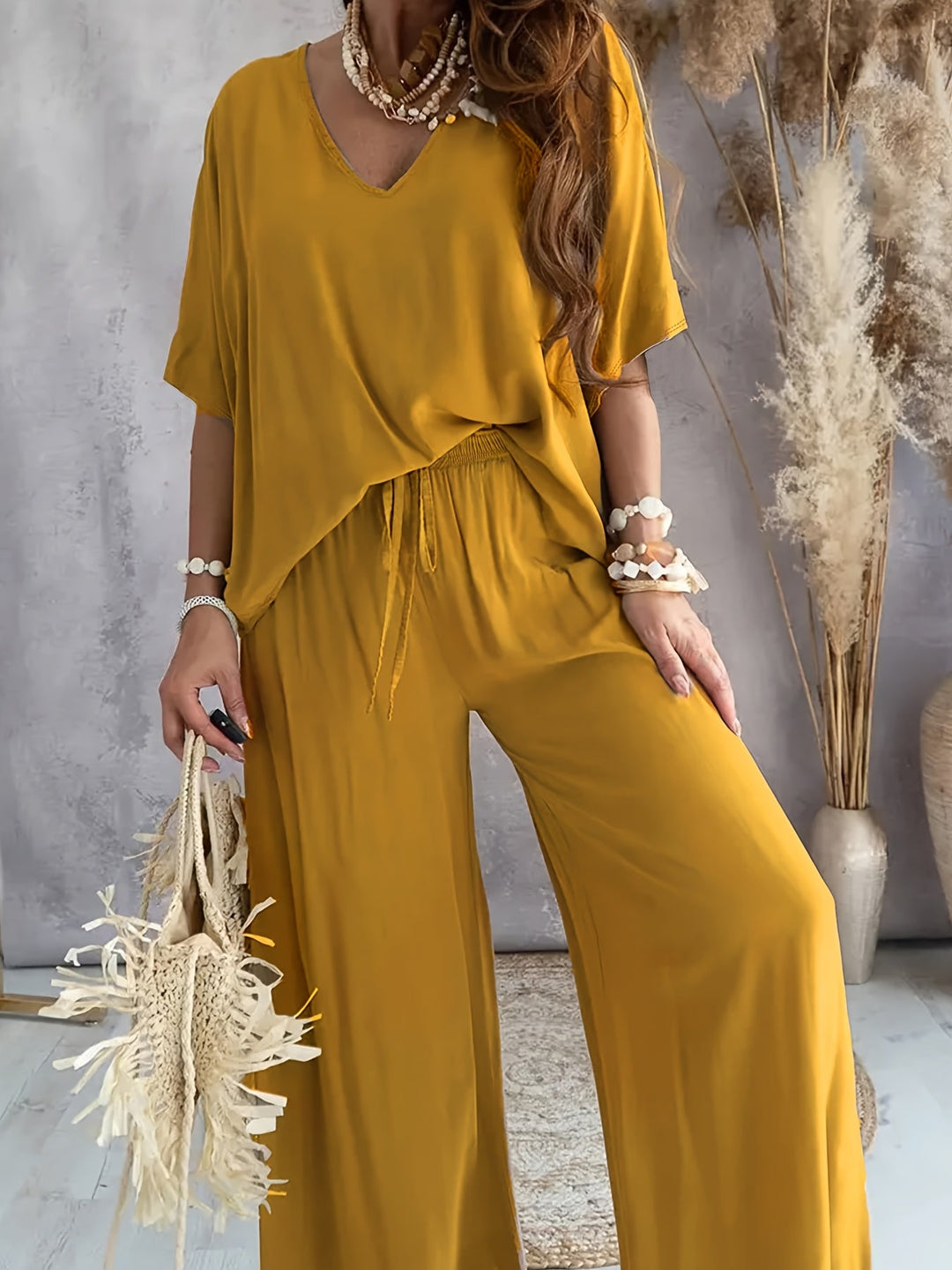 Farah™ - Stylish Solid Color Women's Two-Piece Set