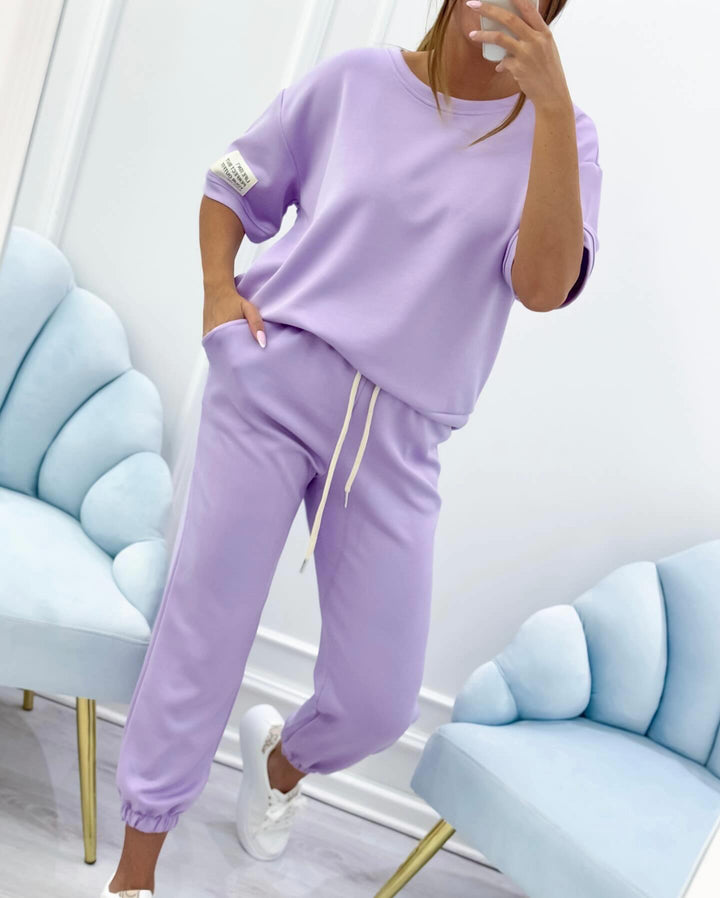 Women's Relaxed Outfit: Solid Top and Pants Set