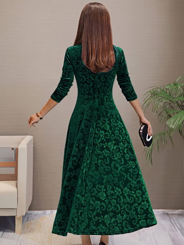 Nancy | Luxurious Velvet Holiday Dress