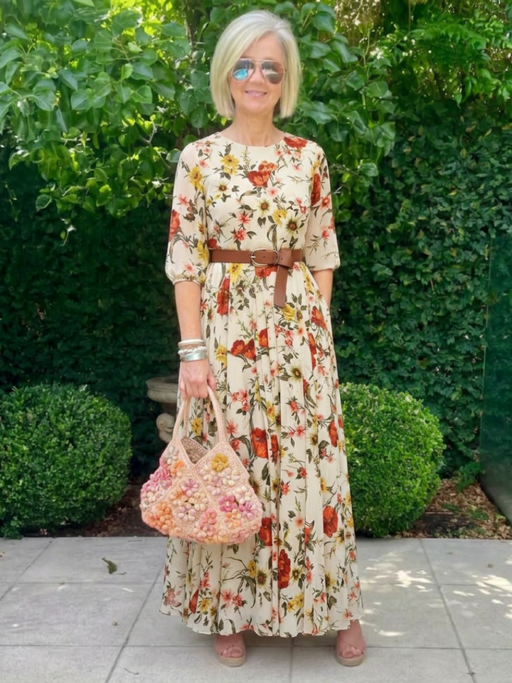 Odelia | Maxi Dress with Round Neck and Three-Quarter Sleeves, with Belt