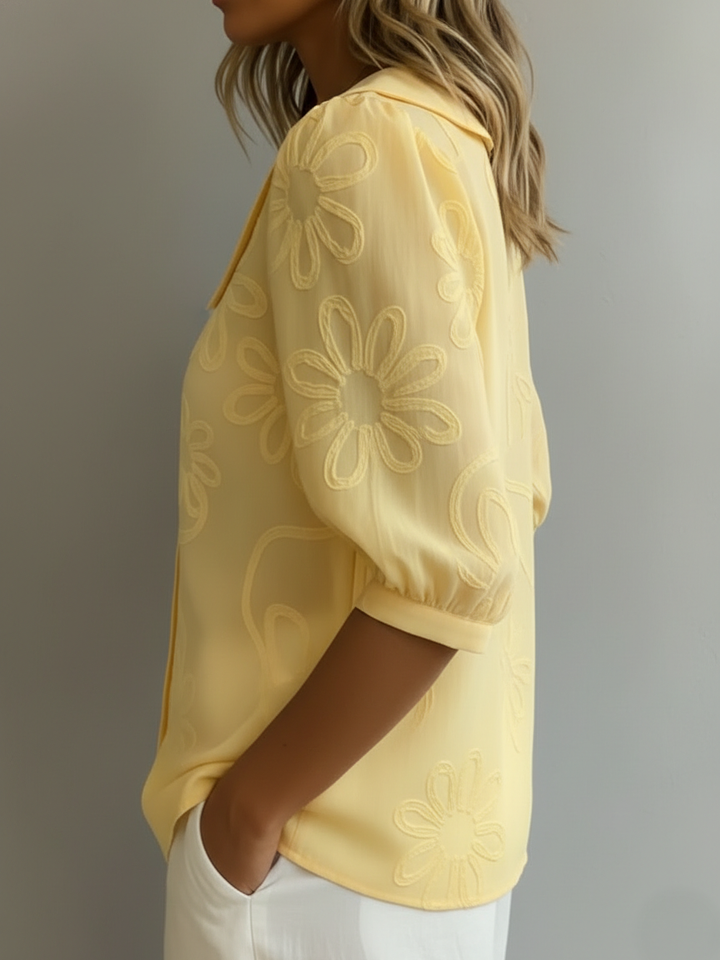 Aurélie™ — Lightweight Blouse with Floral Design for Natural Elegance