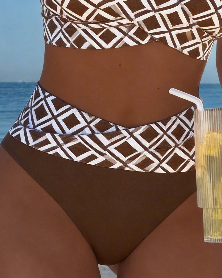 Martina | Checked bikini with wire-free bra and high-cut briefs
