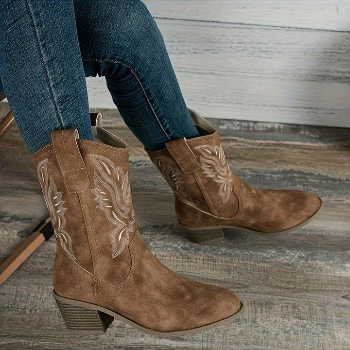 Women’s western boots for wide calves with an embroidered shaft