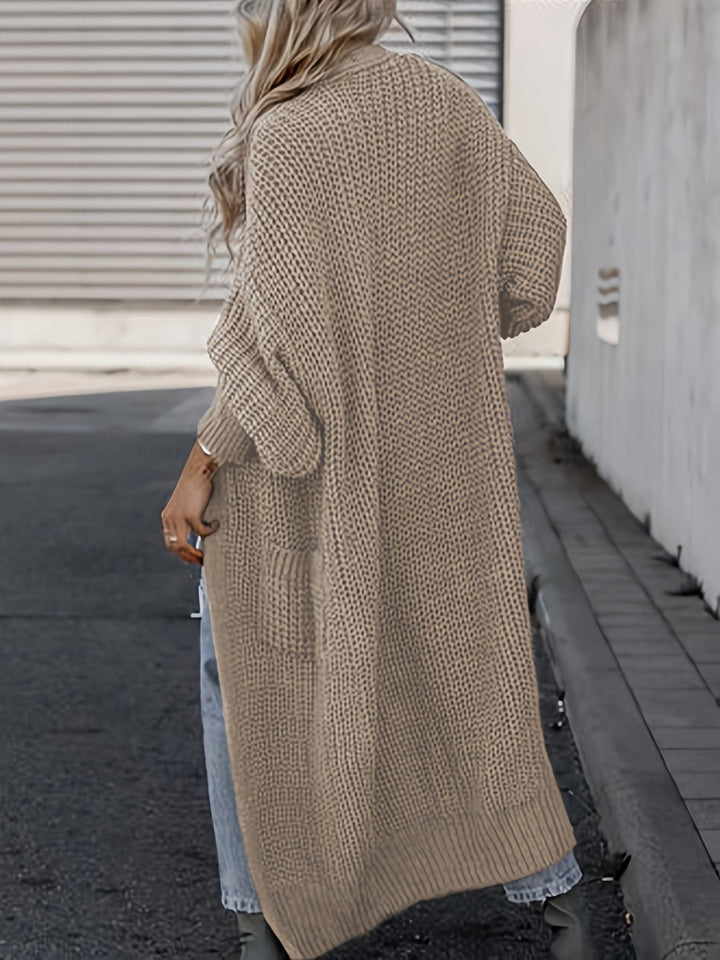 Women’s maxi cardigan with long sleeves and pockets