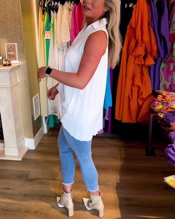 Alana™ - Timeless Ruffle-Free Top