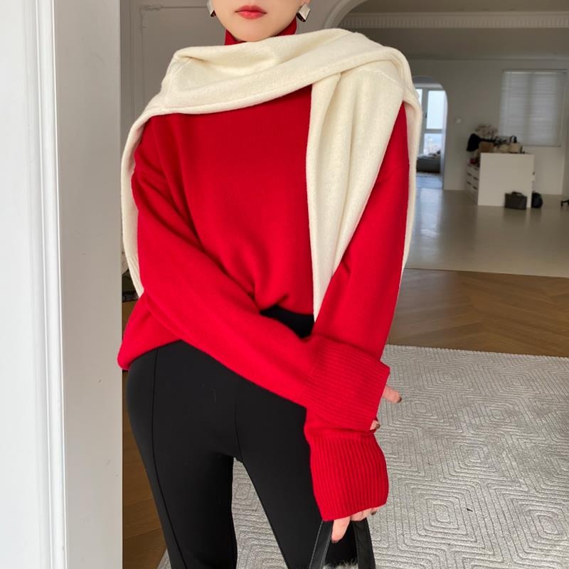 Women's Long-Sleeve Turtleneck Sweater