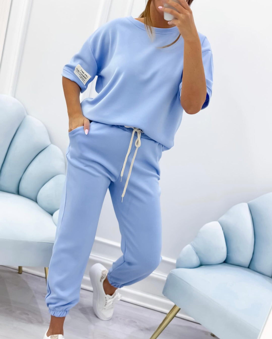 Women's Relaxed Outfit: Solid Top and Pants Set