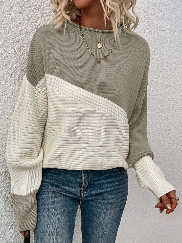 Zelda™ - Elegant Color Block Pullover