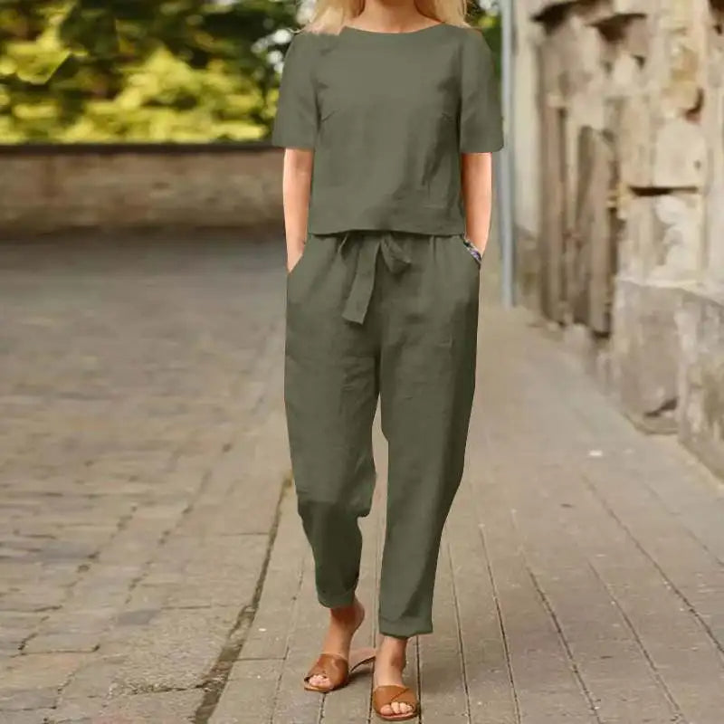 Peregrine - Chic Two-Piece Lounge Set