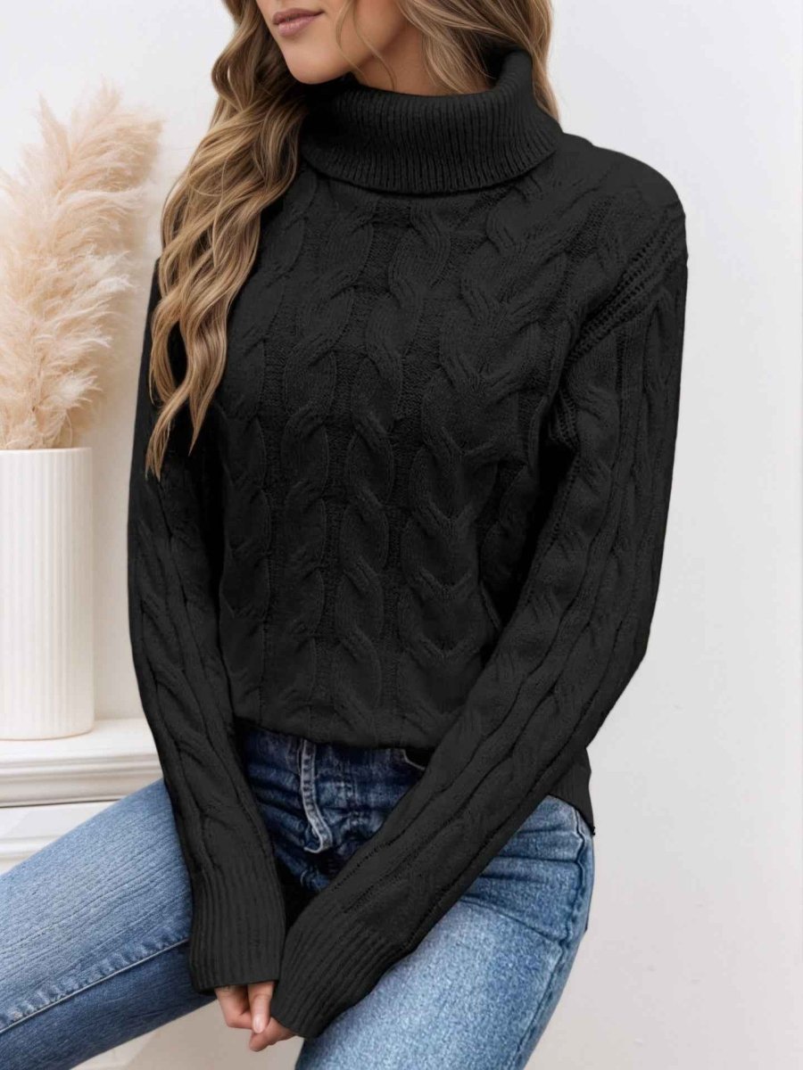 Women's turtleneck sweater with long sleeves