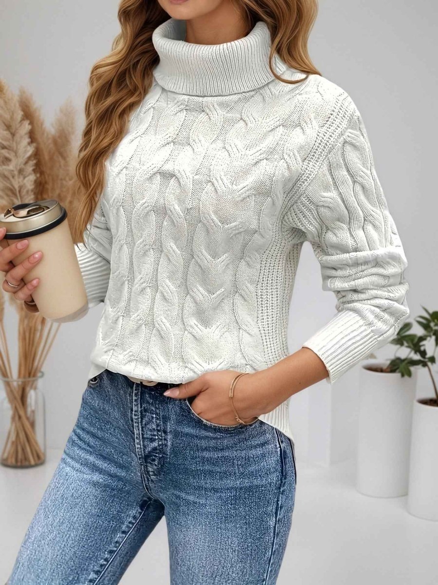 Women's turtleneck sweater with long sleeves
