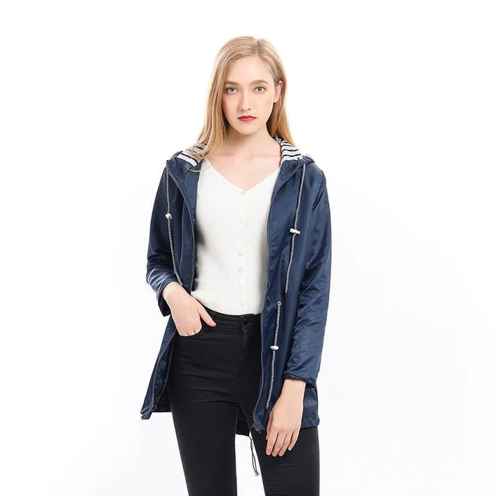 Sabrina - Elegant Year-Round Raincoat