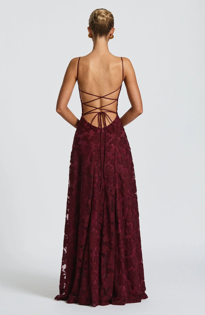 Lucina | Elegant maxi dress with timeless sophistication