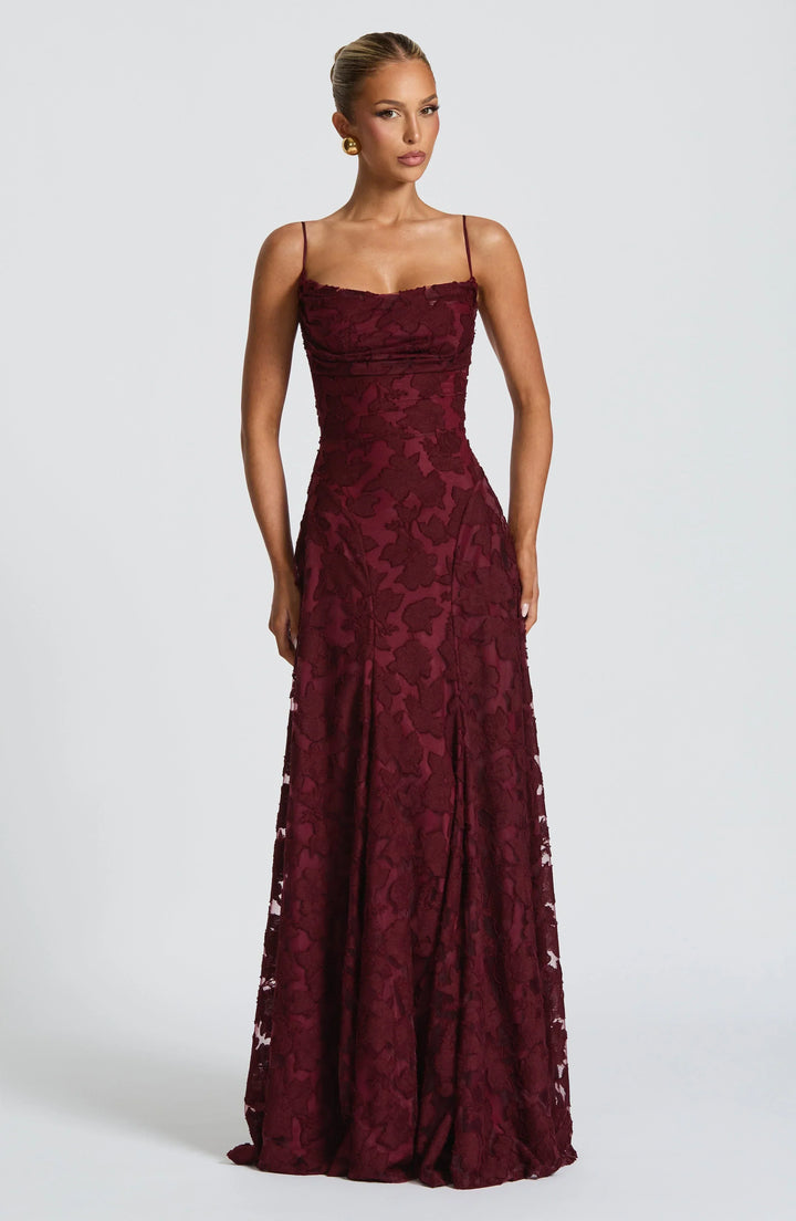Lucina | Elegant maxi dress with timeless sophistication