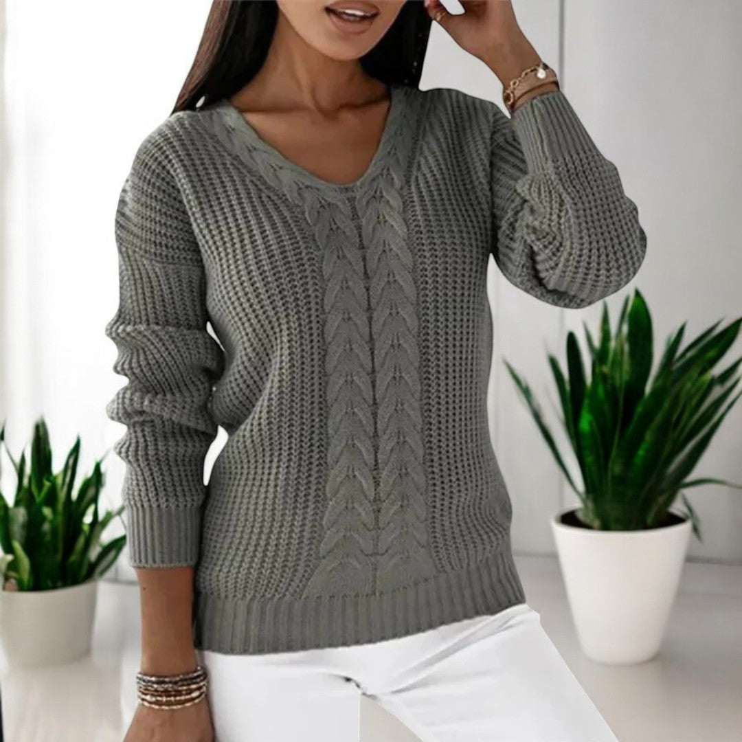 Elin - Classic Knit Sweater