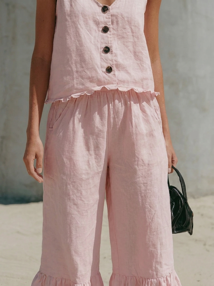 Sleeveless turtleneck top and pants set