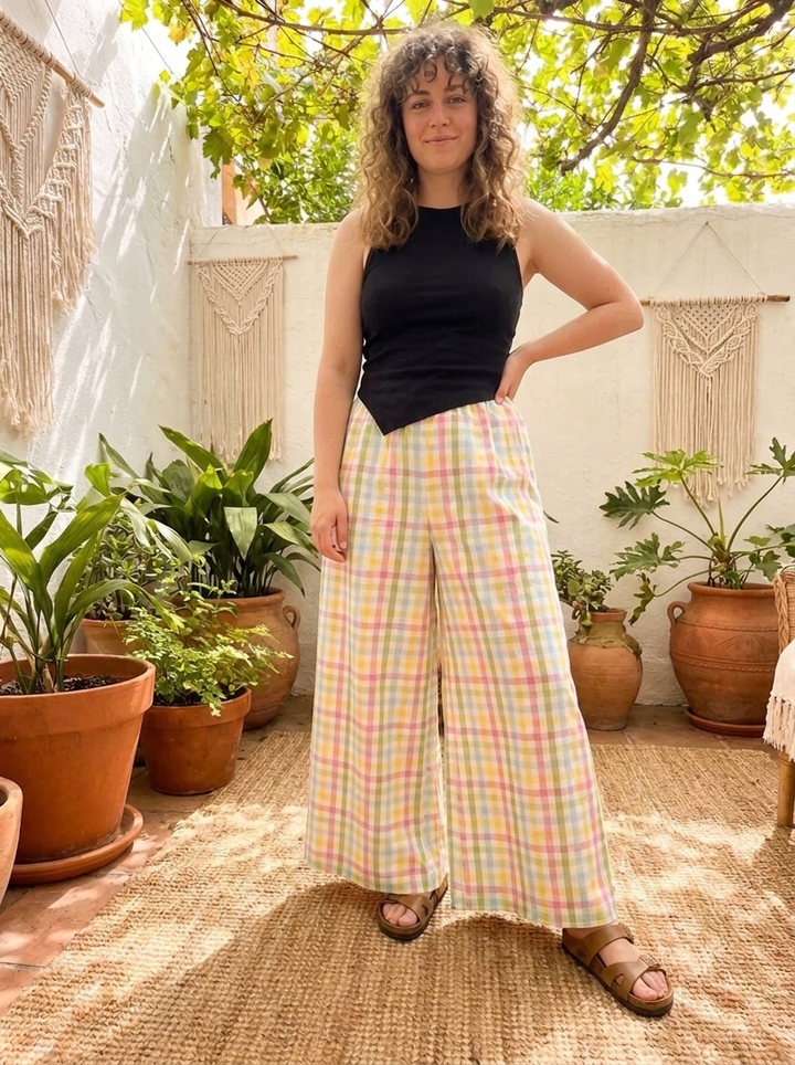 Chic fashion trousers