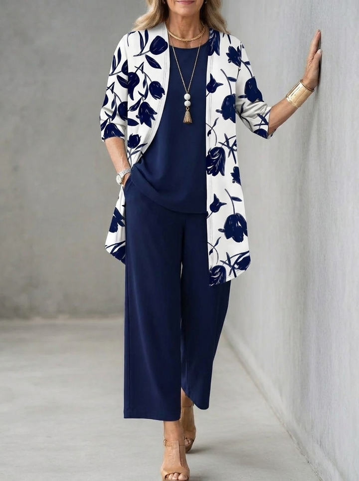Chic Three-Piece Women's Set with Elegantly Flowing Design for Everyday Comfort
