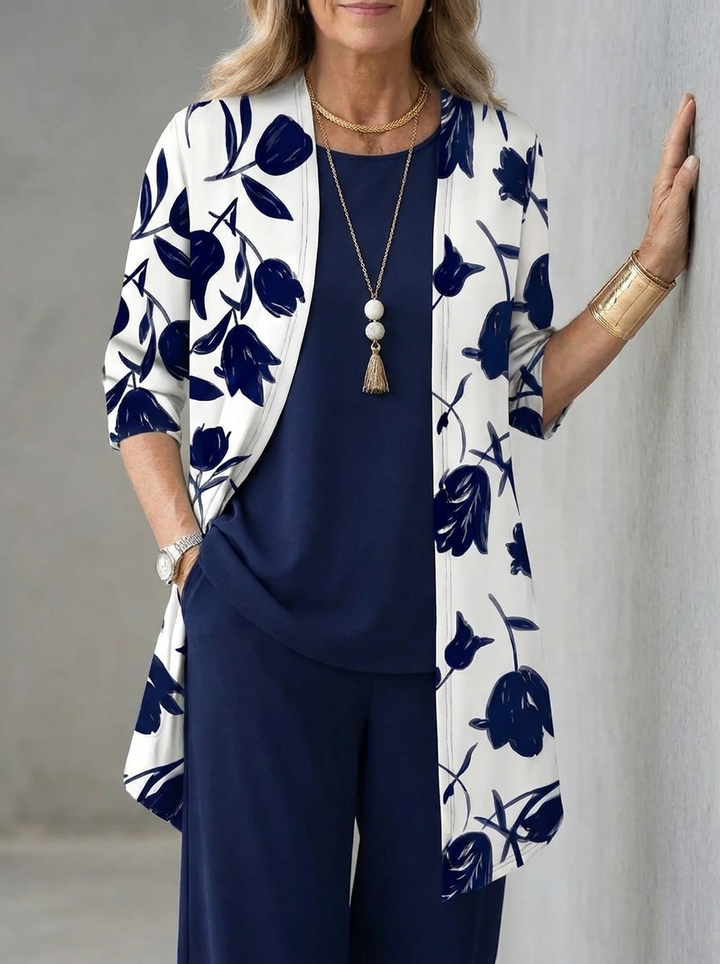 Chic Three-Piece Women's Set with Elegantly Flowing Design for Everyday Comfort