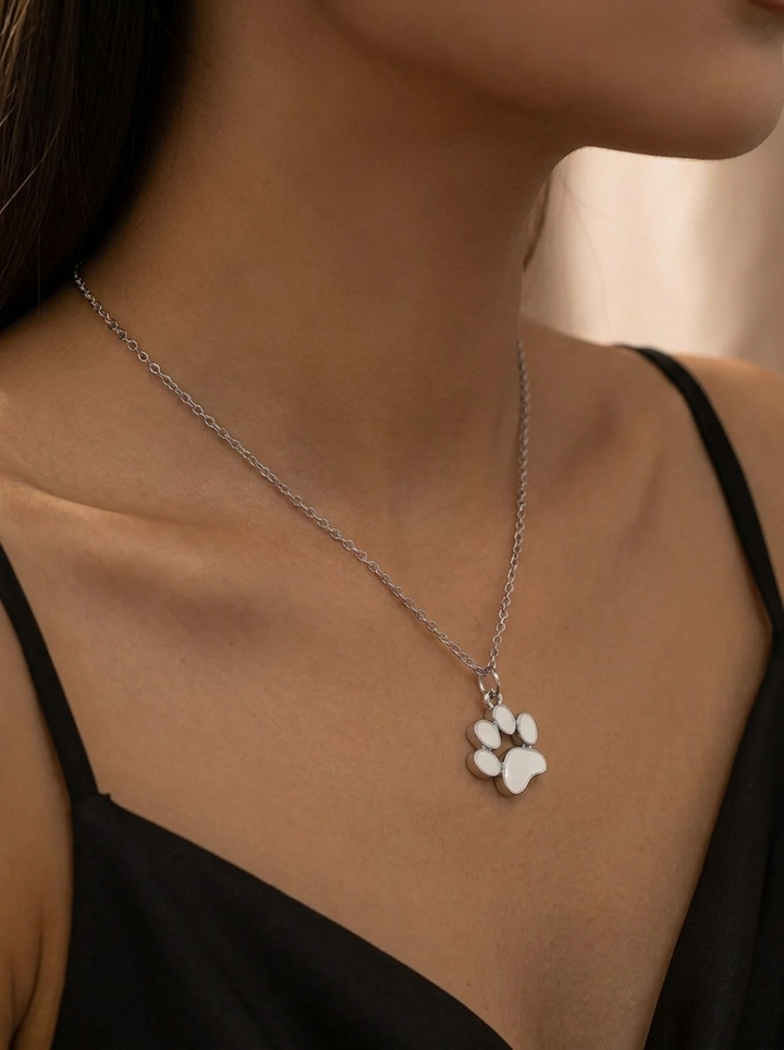 PawNova™ | Elegant Minimalist Paw Necklace