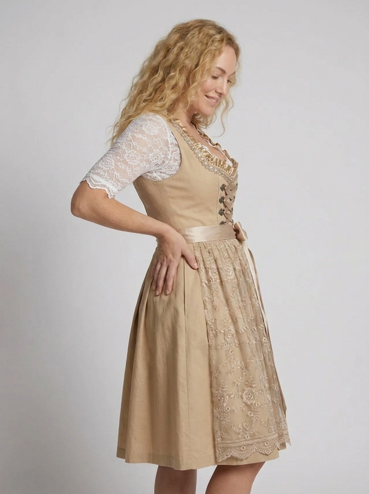 Women’s dirndl dress with lacing