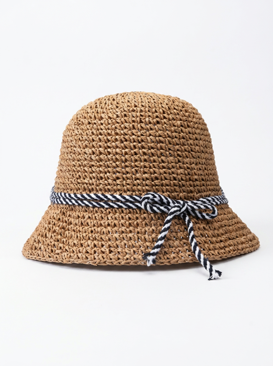 Women's straw hat with braided design and drawstring