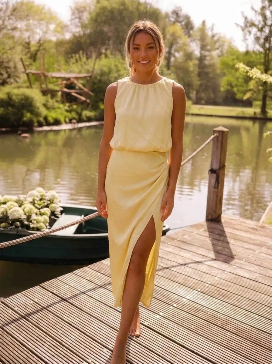 Lisa | Airy Summer Midi Dress