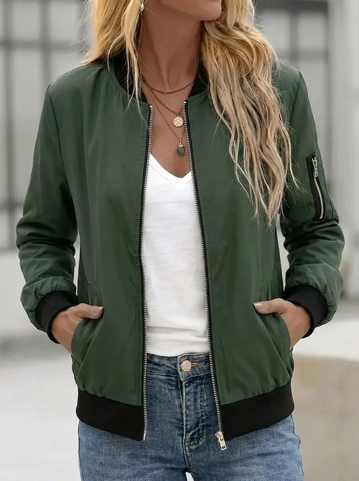 Women's bomber jacket with practical pockets and zipper closure