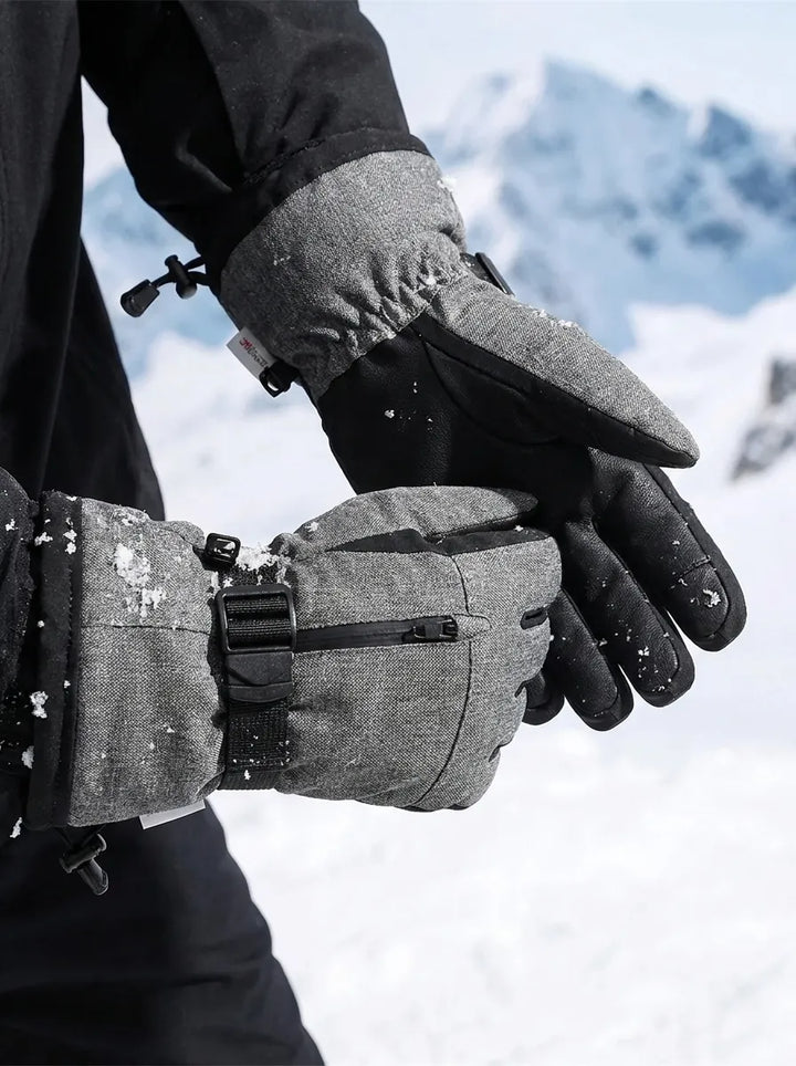 Waterproof insulated men's gloves with touchscreen fingertips
