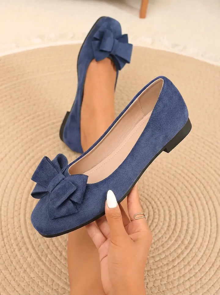 Chic Women's Bow Shoes with Stylish Chunky Heels
