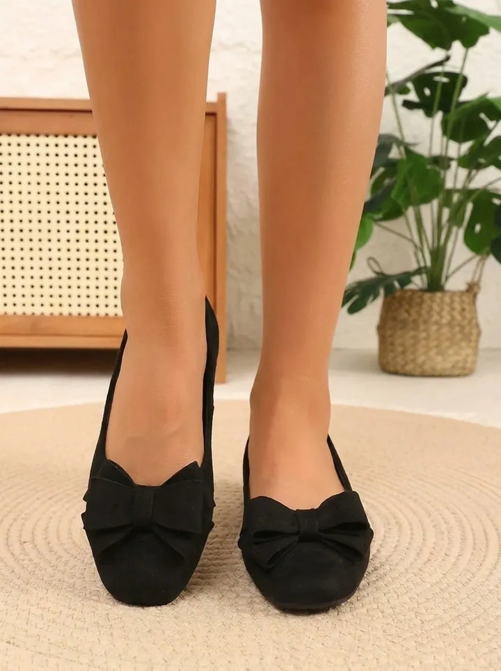 Chic Women's Bow Shoes with Stylish Chunky Heels