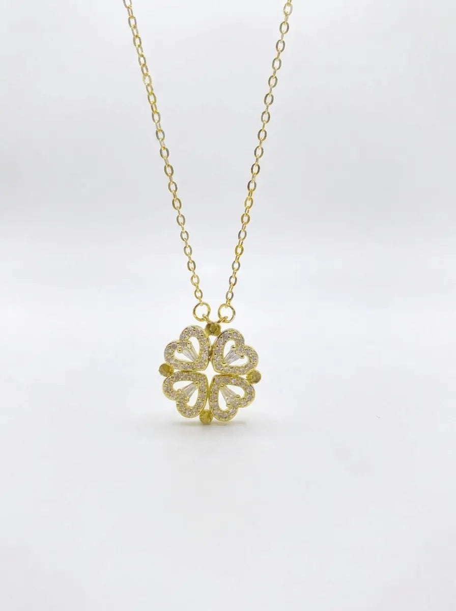 Clara - Timeless Clover Necklace
