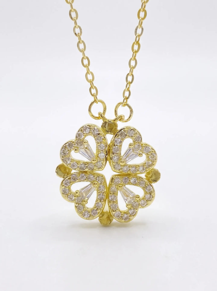 Clara - Timeless Clover Necklace